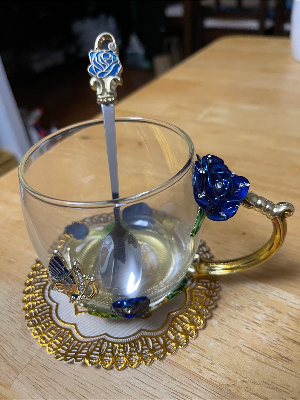 Glassyfi Butterfly Flower Glass Teacup/Mug with Blue Rose Accent and Gold Handle